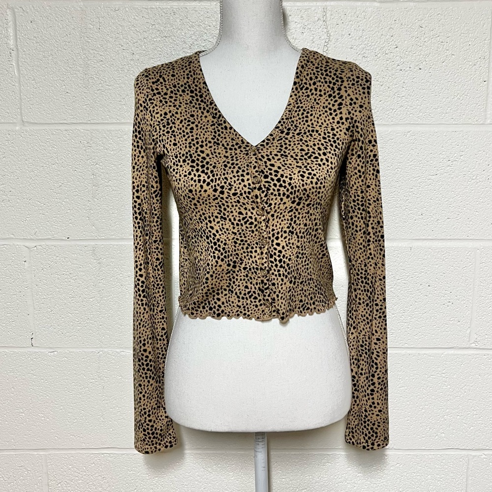 American Eagle Soft & Sexy Plush Leopard Print Cropped V-Neck Cardigan Size XS